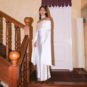 NWT Elena Moore SILVANA PEARL DRESS SIZE S